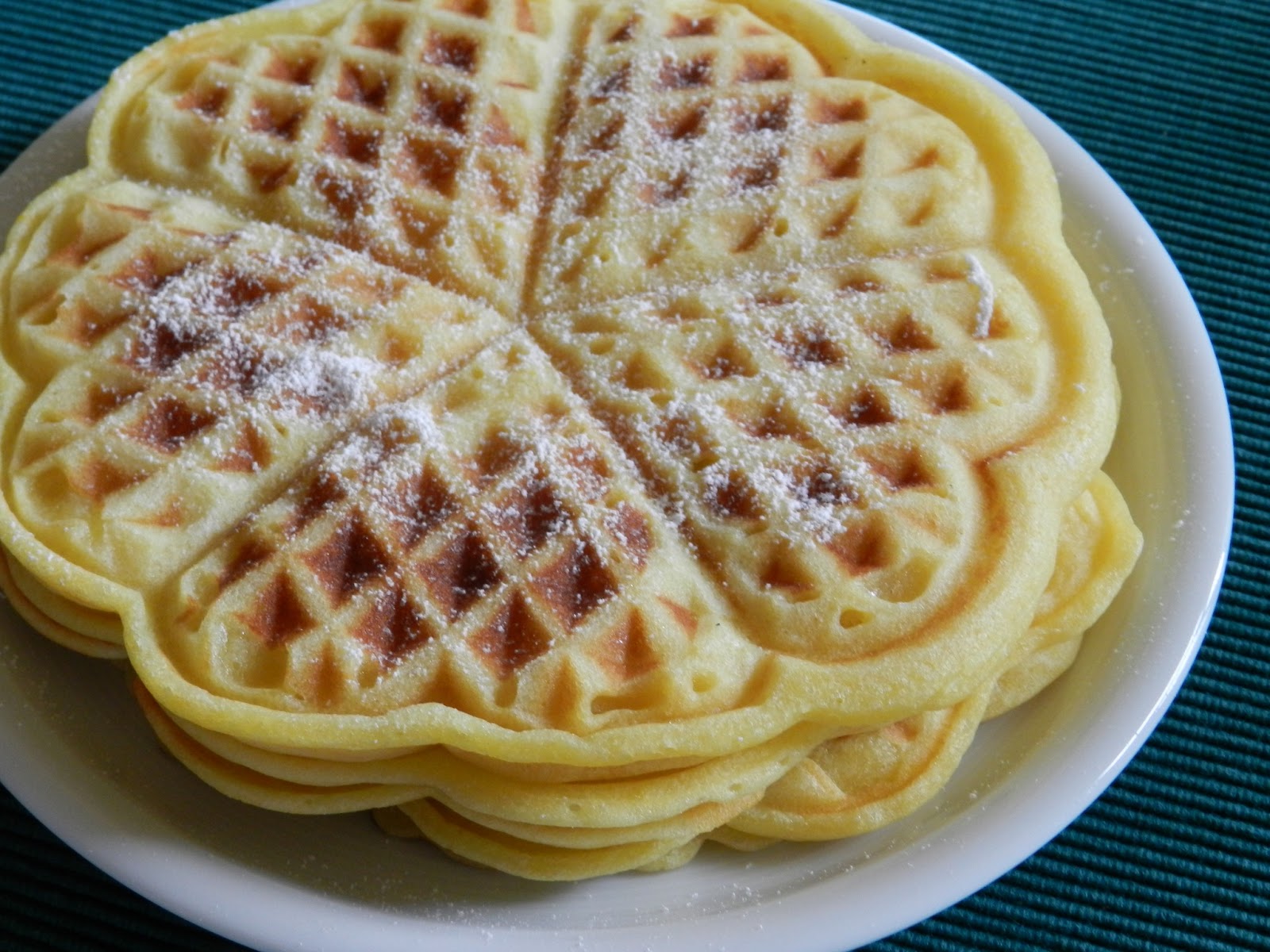 shine on: Zitronen-Quark-Waffeln